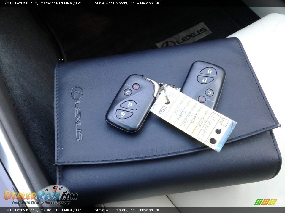 Keys of 2013 Lexus IS 250 Photo #29