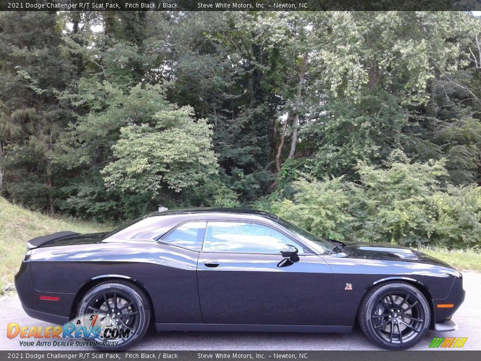 Pitch Black 2021 Dodge Challenger R/T Scat Pack Photo #5