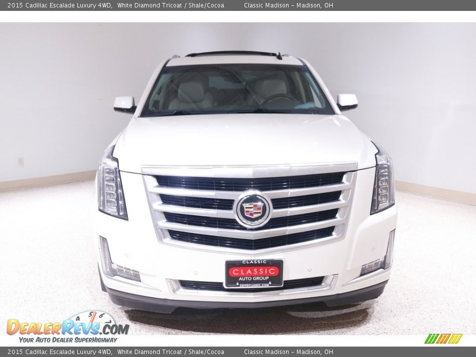 2015 Cadillac Escalade Luxury 4WD White Diamond Tricoat / Shale/Cocoa Photo #2