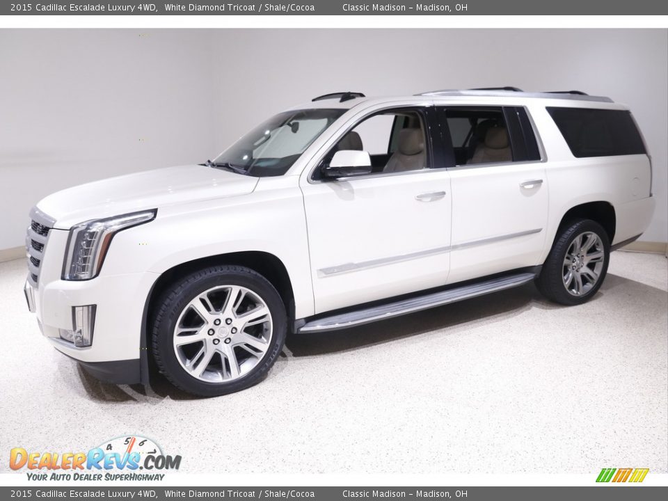 2015 Cadillac Escalade Luxury 4WD White Diamond Tricoat / Shale/Cocoa Photo #3