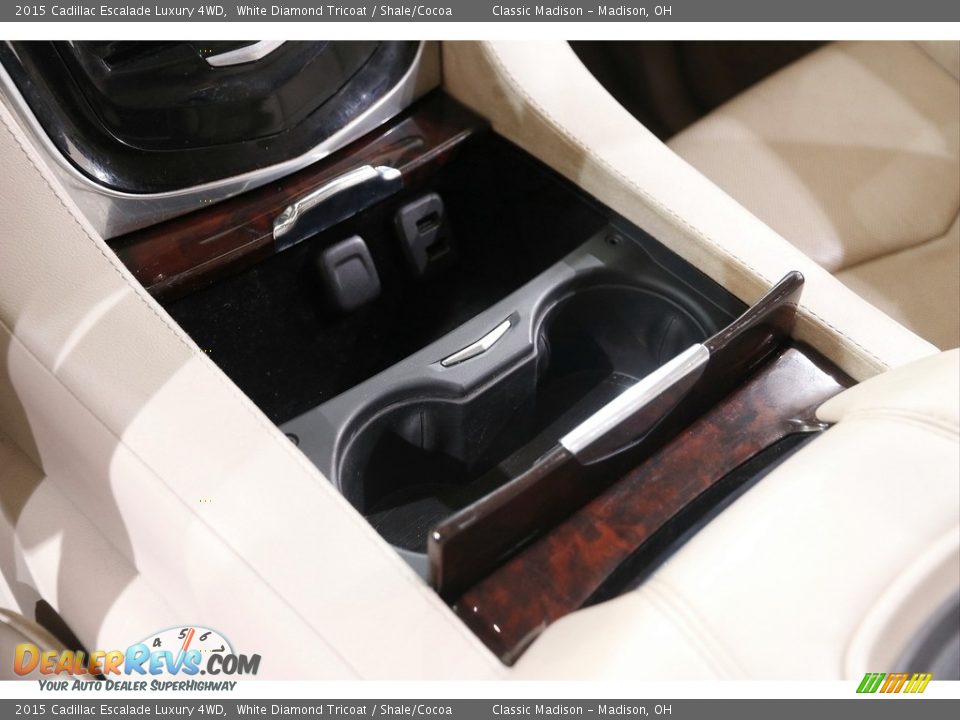 2015 Cadillac Escalade Luxury 4WD White Diamond Tricoat / Shale/Cocoa Photo #16