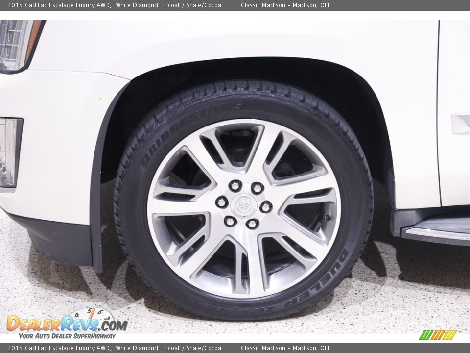 2015 Cadillac Escalade Luxury 4WD White Diamond Tricoat / Shale/Cocoa Photo #24