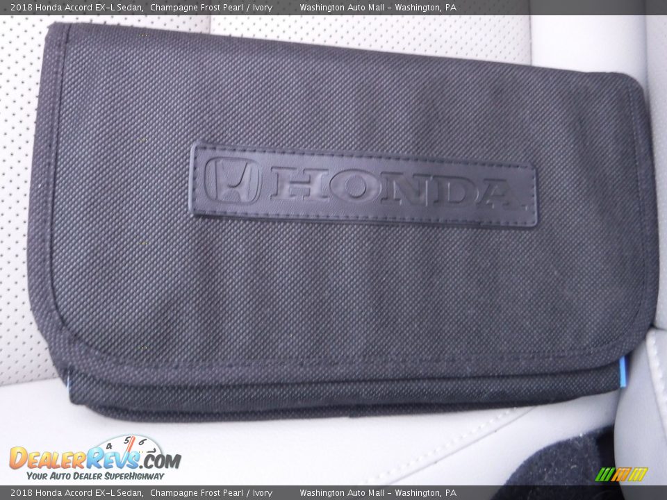 2018 Honda Accord EX-L Sedan Champagne Frost Pearl / Ivory Photo #30
