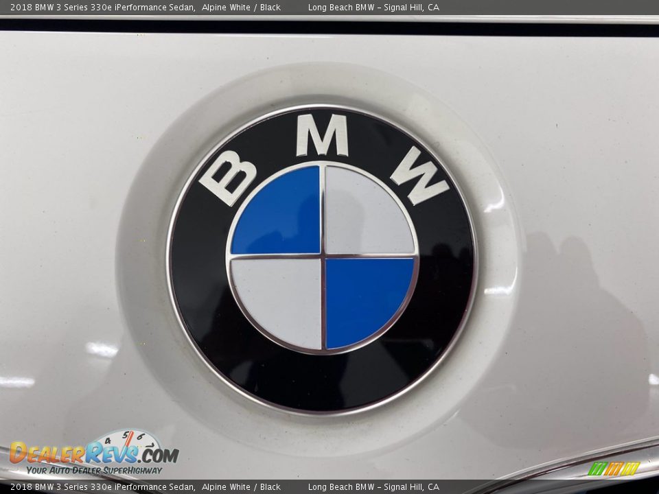 2018 BMW 3 Series 330e iPerformance Sedan Alpine White / Black Photo #8