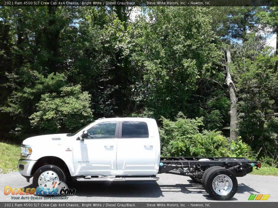 2021 Ram 4500 SLT Crew Cab 4x4 Chassis Bright White / Diesel Gray/Black Photo #1