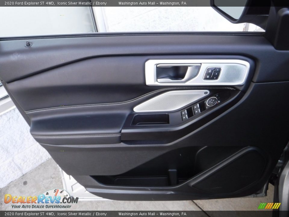Door Panel of 2020 Ford Explorer ST 4WD Photo #15