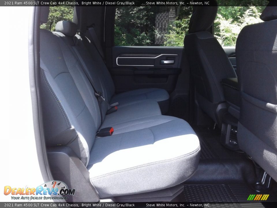 2021 Ram 4500 SLT Crew Cab 4x4 Chassis Bright White / Diesel Gray/Black Photo #16