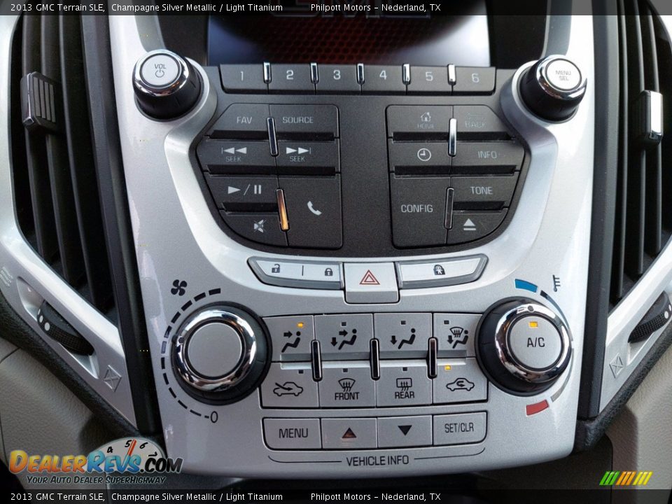 2013 GMC Terrain SLE Champagne Silver Metallic / Light Titanium Photo #26