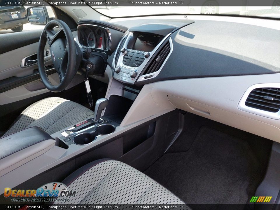 2013 GMC Terrain SLE Champagne Silver Metallic / Light Titanium Photo #30