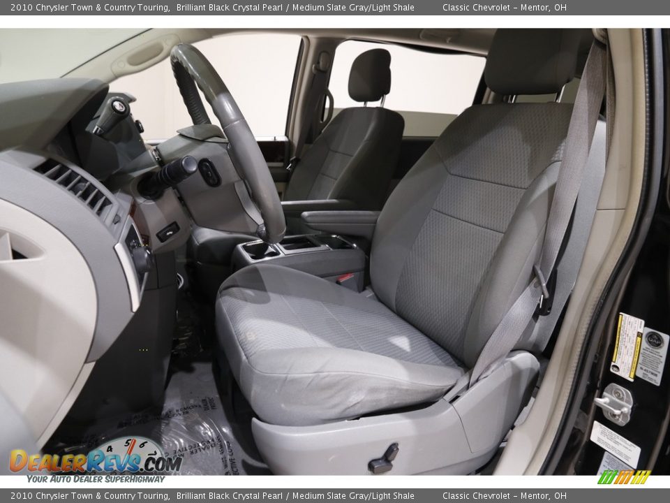 2010 Chrysler Town & Country Touring Brilliant Black Crystal Pearl / Medium Slate Gray/Light Shale Photo #5