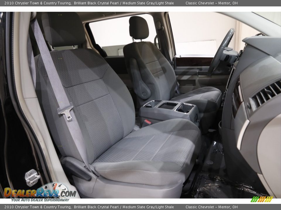 2010 Chrysler Town & Country Touring Brilliant Black Crystal Pearl / Medium Slate Gray/Light Shale Photo #13