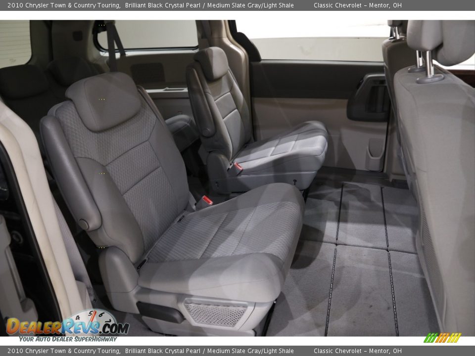 2010 Chrysler Town & Country Touring Brilliant Black Crystal Pearl / Medium Slate Gray/Light Shale Photo #14