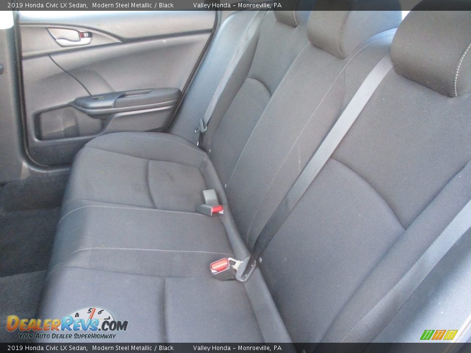 2019 Honda Civic LX Sedan Modern Steel Metallic / Black Photo #12