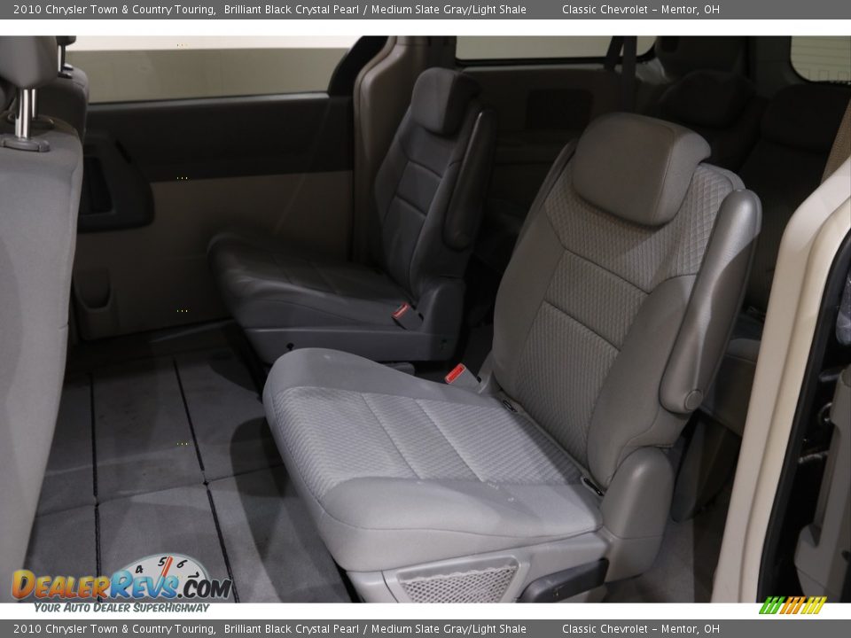 2010 Chrysler Town & Country Touring Brilliant Black Crystal Pearl / Medium Slate Gray/Light Shale Photo #15