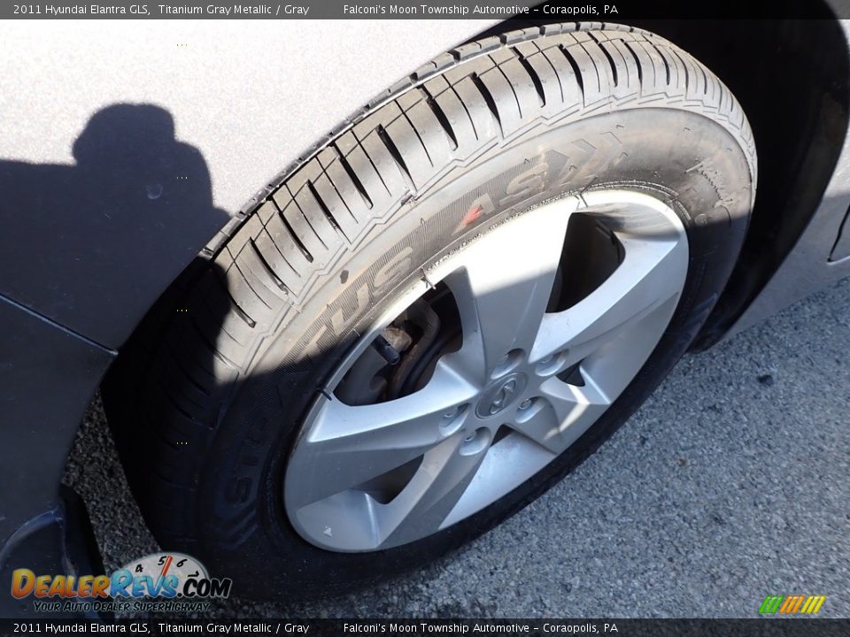 2011 Hyundai Elantra GLS Titanium Gray Metallic / Gray Photo #5