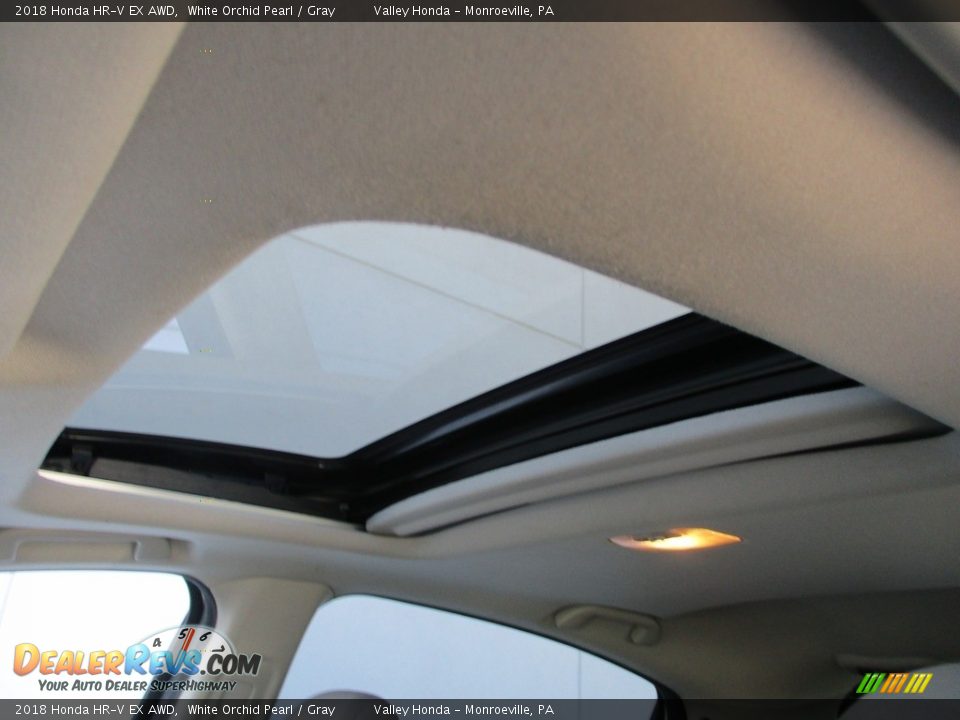 2018 Honda HR-V EX AWD White Orchid Pearl / Gray Photo #11