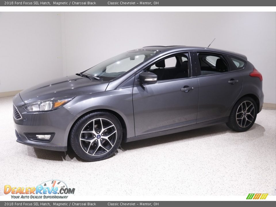 2018 Ford Focus SEL Hatch Magnetic / Charcoal Black Photo #3