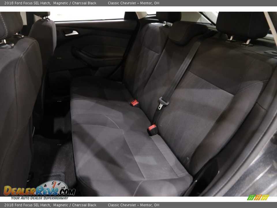 2018 Ford Focus SEL Hatch Magnetic / Charcoal Black Photo #14