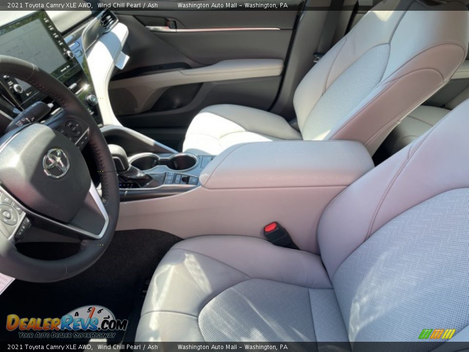 2021 Toyota Camry XLE AWD Wind Chill Pearl / Ash Photo #4