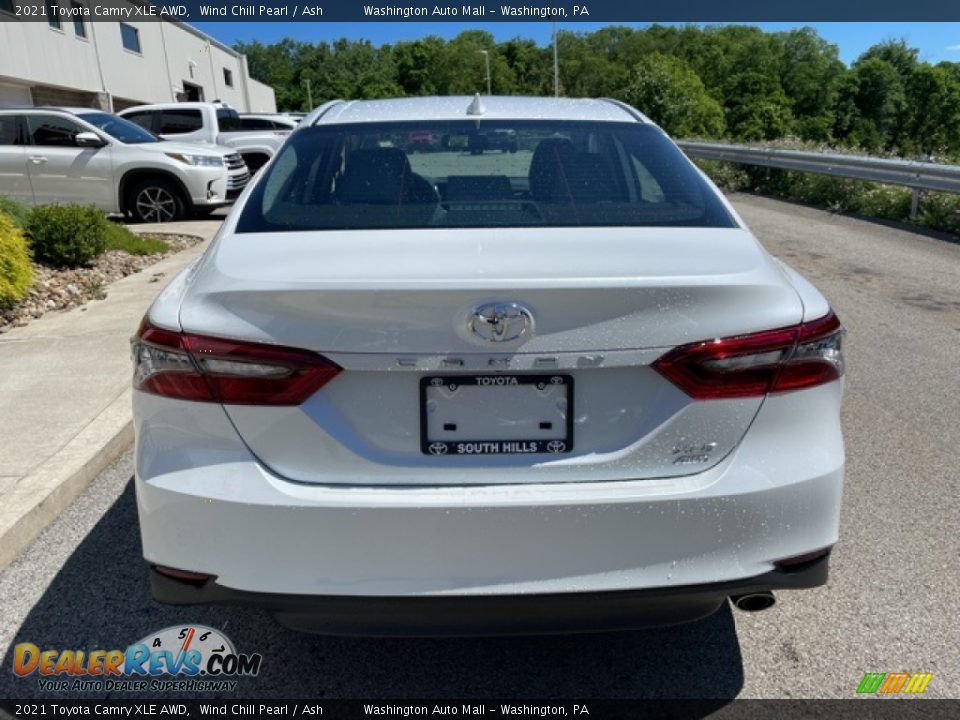 2021 Toyota Camry XLE AWD Wind Chill Pearl / Ash Photo #8