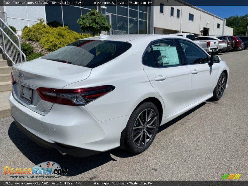 2021 Toyota Camry XLE AWD Wind Chill Pearl / Ash Photo #9