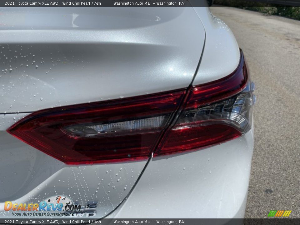 2021 Toyota Camry XLE AWD Wind Chill Pearl / Ash Photo #11