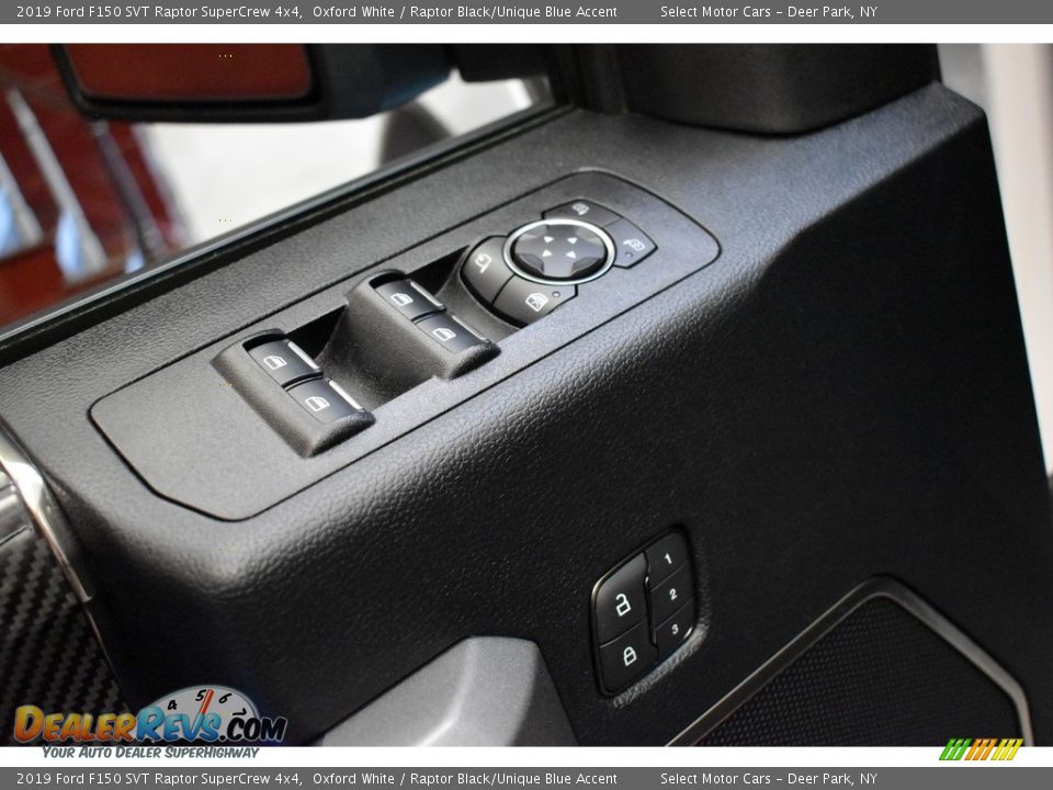 Controls of 2019 Ford F150 SVT Raptor SuperCrew 4x4 Photo #22