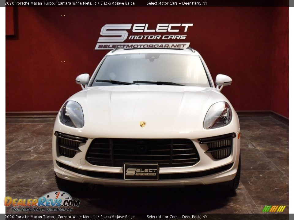 2020 Porsche Macan Turbo Carrara White Metallic / Black/Mojave Beige Photo #2