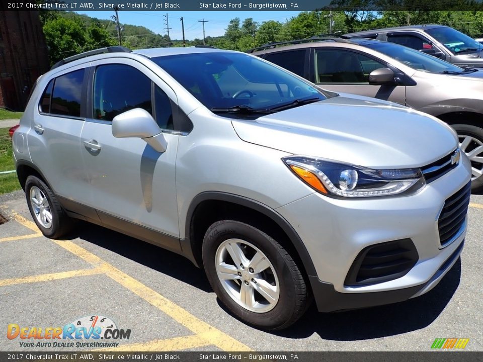 2017 Chevrolet Trax LT AWD Silver Ice Metallic / Jet Black Photo #4