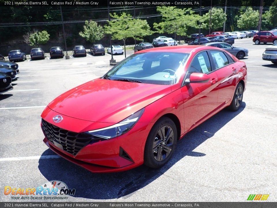 2021 Hyundai Elantra SEL Calypso Red / Medium Gray Photo #5