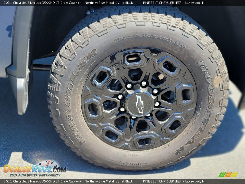 2021 Chevrolet Silverado 3500HD LT Crew Cab 4x4 Wheel Photo #24