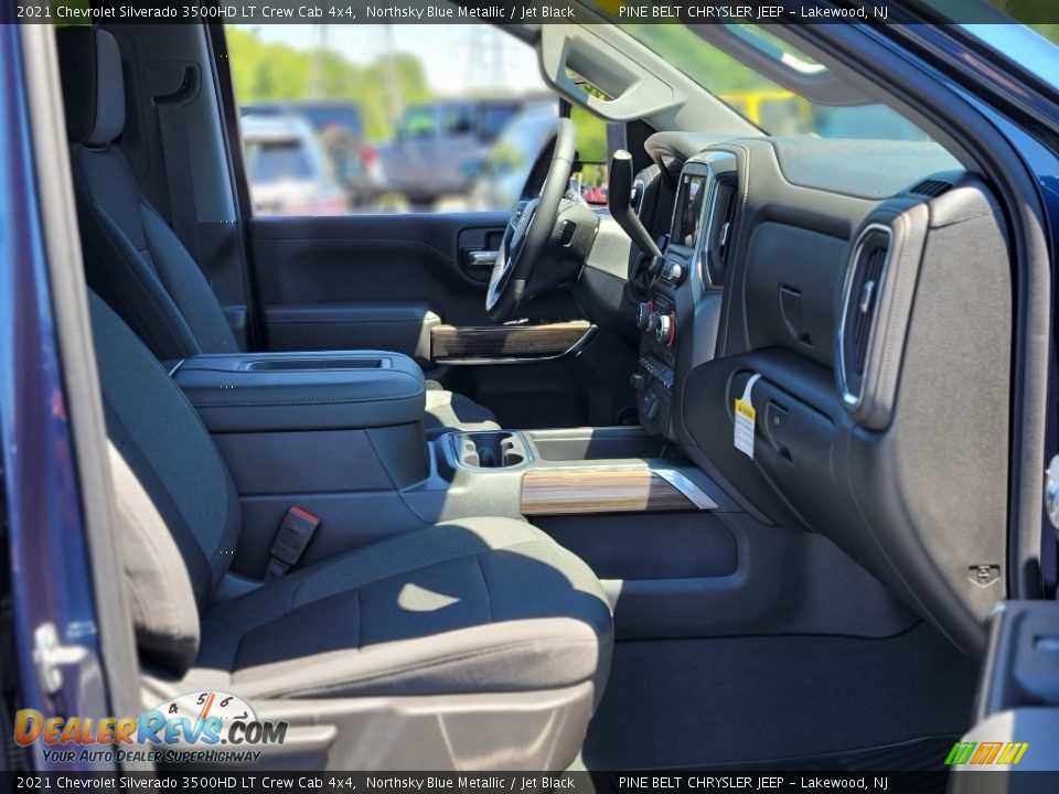 2021 Chevrolet Silverado 3500HD LT Crew Cab 4x4 Northsky Blue Metallic / Jet Black Photo #26