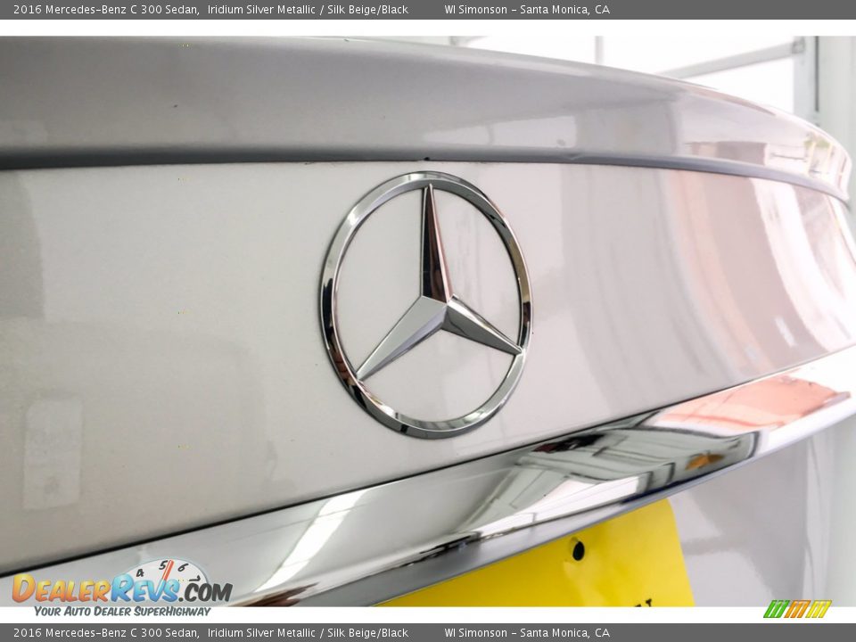 2016 Mercedes-Benz C 300 Sedan Iridium Silver Metallic / Silk Beige/Black Photo #28