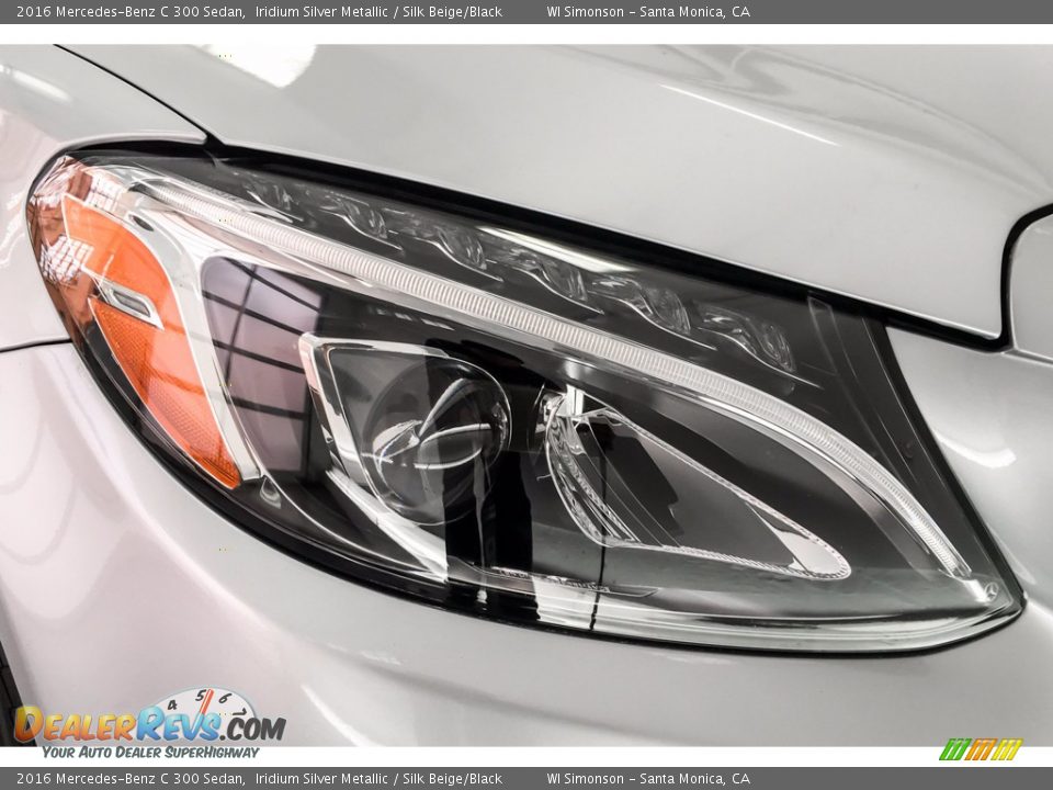 2016 Mercedes-Benz C 300 Sedan Iridium Silver Metallic / Silk Beige/Black Photo #32