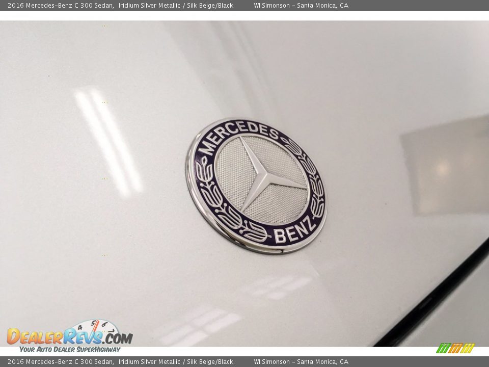 2016 Mercedes-Benz C 300 Sedan Iridium Silver Metallic / Silk Beige/Black Photo #33