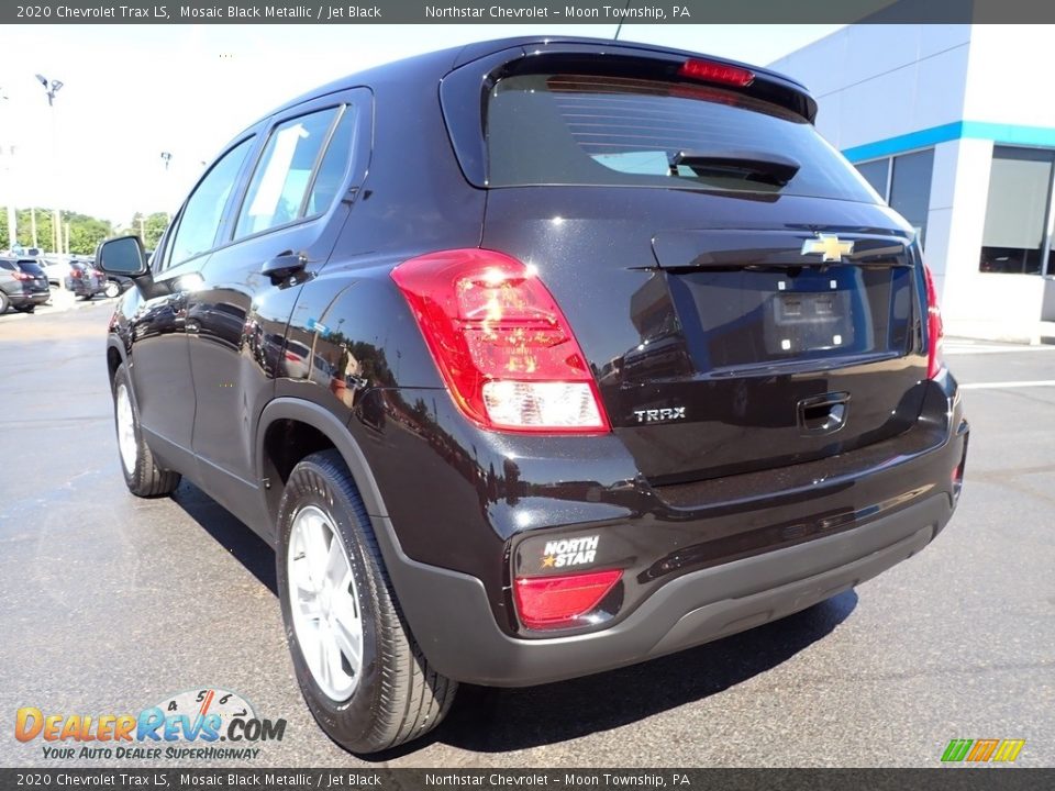 2020 Chevrolet Trax LS Mosaic Black Metallic / Jet Black Photo #5