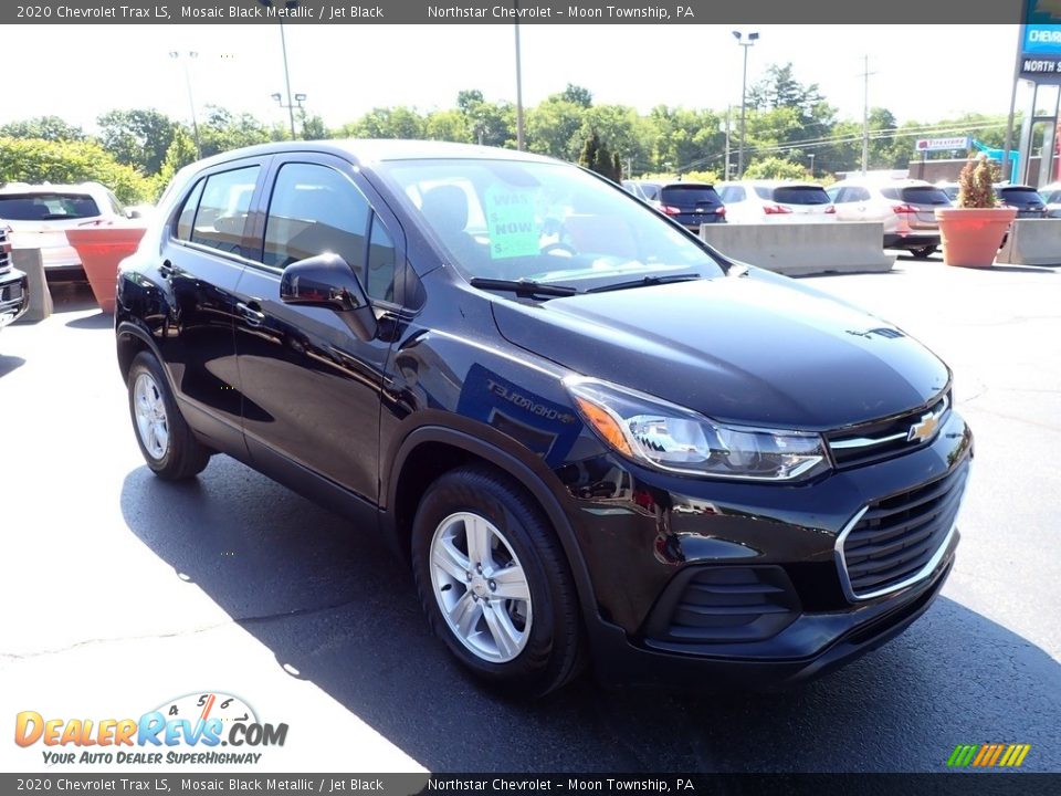 2020 Chevrolet Trax LS Mosaic Black Metallic / Jet Black Photo #11