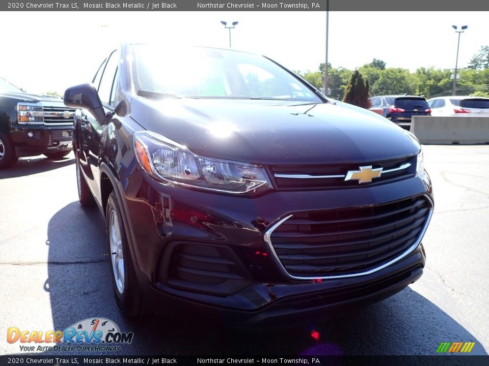 2020 Chevrolet Trax LS Mosaic Black Metallic / Jet Black Photo #12