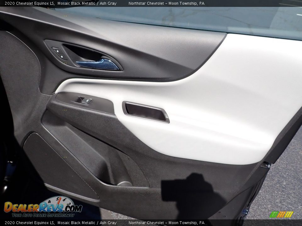 2020 Chevrolet Equinox LS Mosaic Black Metallic / Ash Gray Photo #17