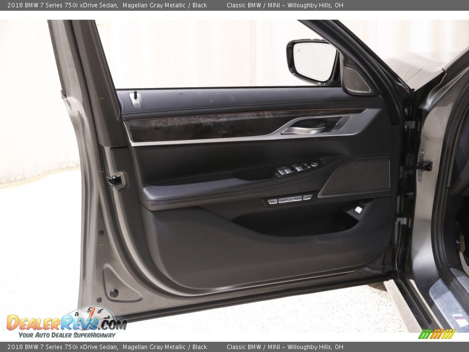 2018 BMW 7 Series 750i xDrive Sedan Magellan Gray Metallic / Black Photo #4