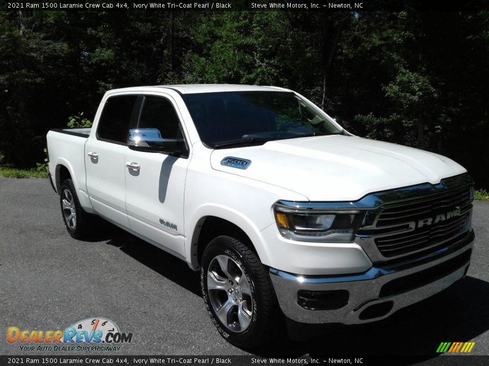 2021 Ram 1500 Laramie Crew Cab 4x4 Ivory White Tri-Coat Pearl / Black Photo #4