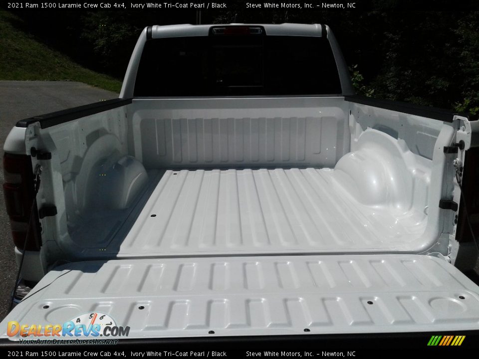 2021 Ram 1500 Laramie Crew Cab 4x4 Ivory White Tri-Coat Pearl / Black Photo #8