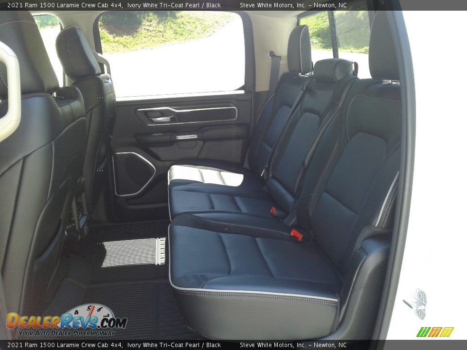 2021 Ram 1500 Laramie Crew Cab 4x4 Ivory White Tri-Coat Pearl / Black Photo #14