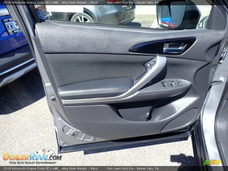2018 Mitsubishi Eclipse Cross SE S-AWC Alloy Silver Metallic / Black Photo #15