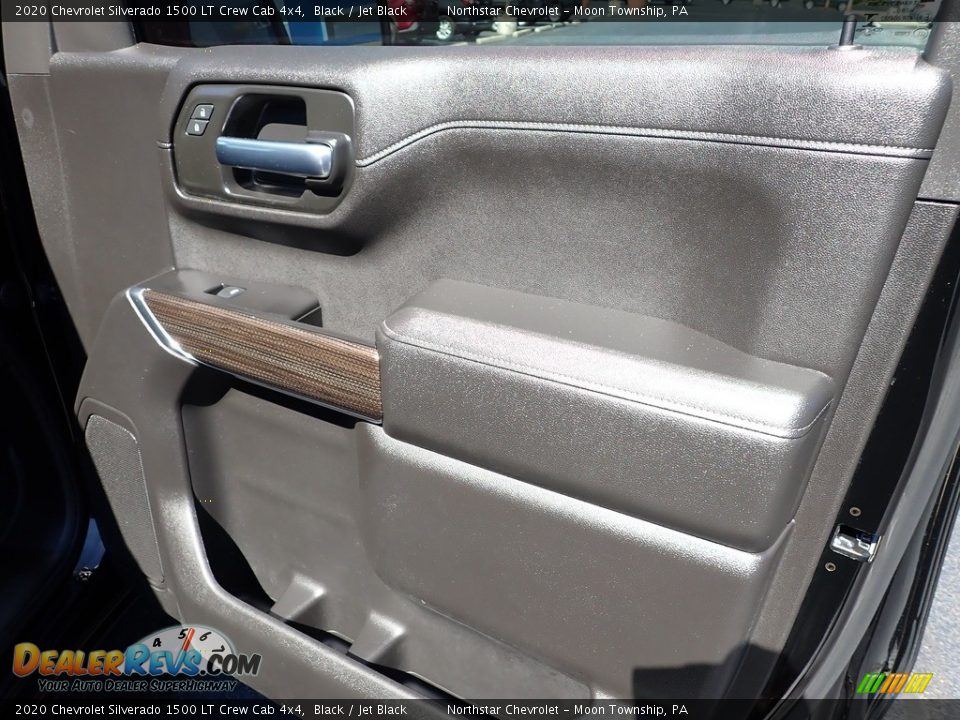2020 Chevrolet Silverado 1500 LT Crew Cab 4x4 Black / Jet Black Photo #16