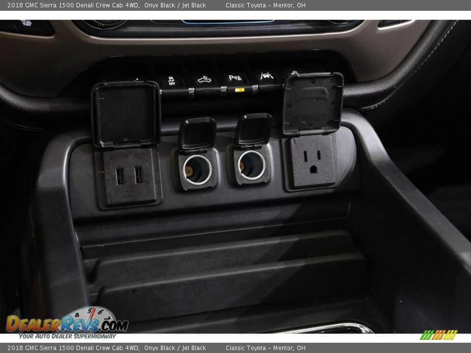 2018 GMC Sierra 1500 Denali Crew Cab 4WD Onyx Black / Jet Black Photo #17