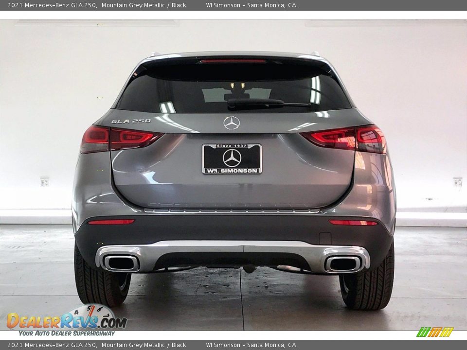 2021 Mercedes-Benz GLA 250 Mountain Grey Metallic / Black Photo #3