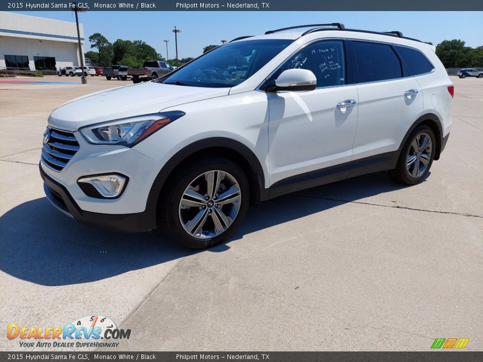 Front 3/4 View of 2015 Hyundai Santa Fe GLS Photo #3