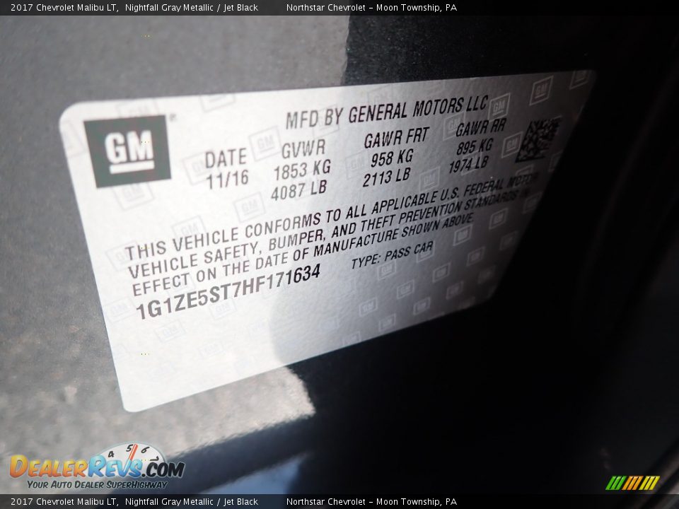2017 Chevrolet Malibu LT Nightfall Gray Metallic / Jet Black Photo #28