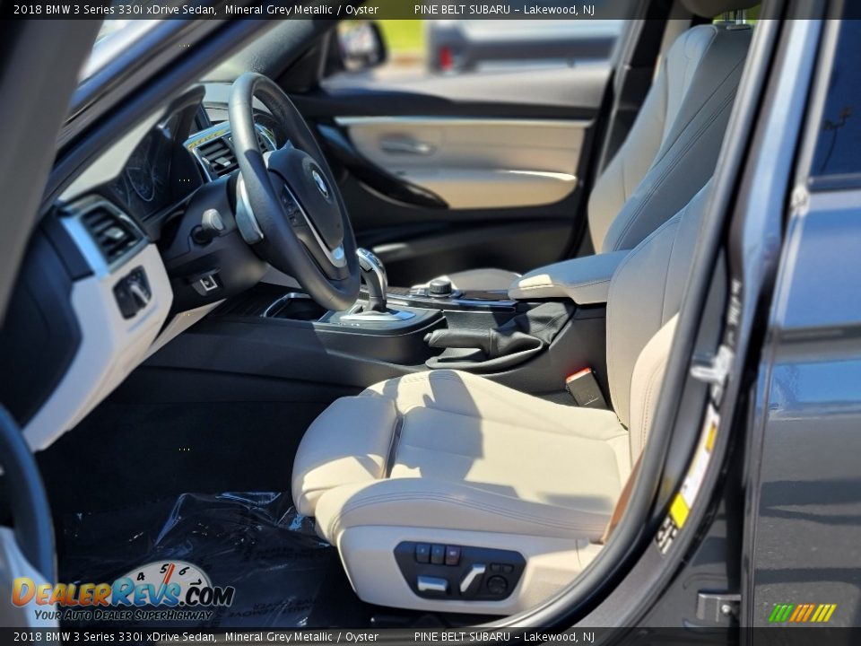 2018 BMW 3 Series 330i xDrive Sedan Mineral Grey Metallic / Oyster Photo #33